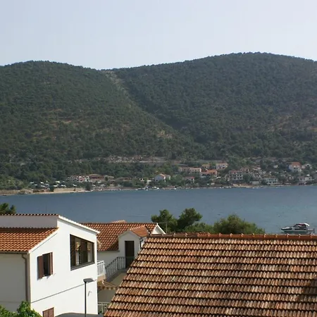 By The Sea Grebastica, Sibenik - 9686 * Baselovici